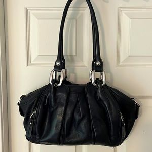 B Makowsky black leather handbag